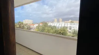 Piso en venta en Avenida Santiago Puig, Playa de Las Américas (Arona) de 320.000 €