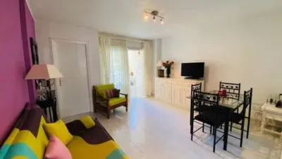Piso en venta en Avenida Santiago Puig, Playa de Las Américas (Arona) de 320.000 €