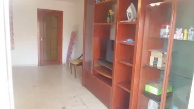 Piso en alquiler en Vista Alegre-Parque Cruz Conde, Vista Alegre-Parque Cruz Conde (Córdoba Capital) de 800 €<span>/mes</span>