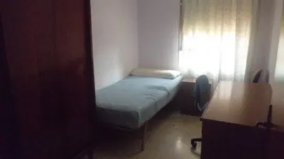 Piso en alquiler en Vista Alegre-Parque Cruz Conde, Vista Alegre-Parque Cruz Conde (Córdoba Capital) de 800 €<span>/mes</span>