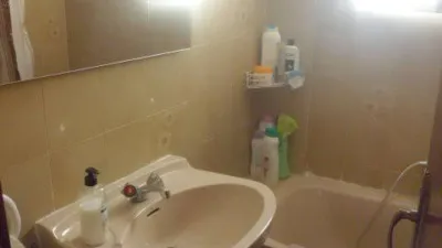 Piso en alquiler en Vista Alegre-Parque Cruz Conde, Vista Alegre-Parque Cruz Conde (Córdoba Capital) de 800 €<span>/mes</span>