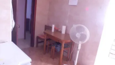 Piso en alquiler en Vista Alegre-Parque Cruz Conde, Vista Alegre-Parque Cruz Conde (Córdoba Capital) de 800 €<span>/mes</span>