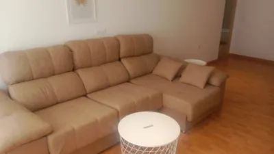 Piso en alquiler en Calle Avenida Juan Carlos I, Centro (Distrito Núcleo Urbano. Elx - Elche) de 700 €<span>/mes</span>
