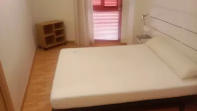 Piso en alquiler en Calle Avenida Juan Carlos I, Centro (Distrito Núcleo Urbano. Elx - Elche) de 700 €<span>/mes</span>