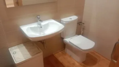 Piso en alquiler en Calle Avenida Juan Carlos I, Centro (Distrito Núcleo Urbano. Elx - Elche) de 700 €<span>/mes</span>