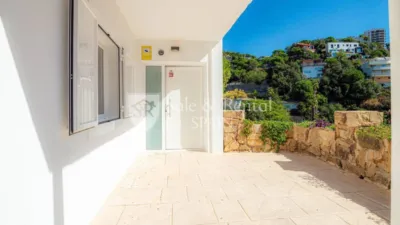 Apartment in Canyelles-La Montgoda photo 17