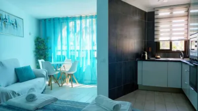 Apartment on Avenida Rafael Puig Llivina, No. 32 photo 7