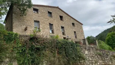 Rustic house in La Vall de Bianya photo 31