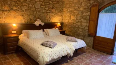 Rustic house in La Vall de Bianya photo 4