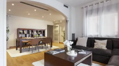 Apartment in Centre photo 2