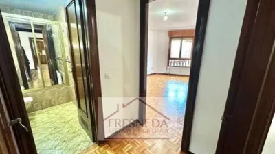 Piso en alquiler en Plaza de Riego, Centro (Oviedo) de 1.700 €<span>/mes</span>