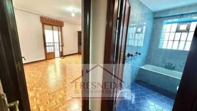 Piso en alquiler en Plaza de Riego, Centro (Oviedo) de 1.700 €<span>/mes</span>