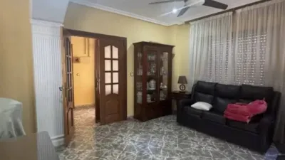 Chalet in Linares photo 3