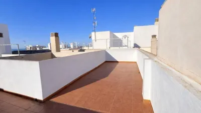 Apartment on Calle de Ramón Gallud photo 13