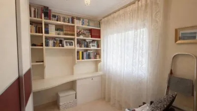Apartment on Calle de Ramón Gallud photo 5