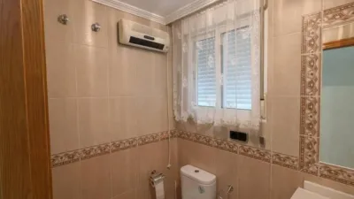 Apartment on Calle de Ramón Gallud photo 9