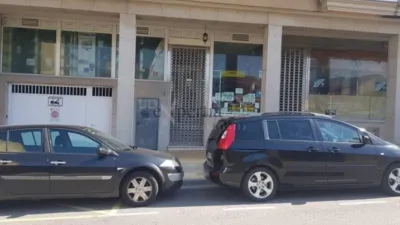 Local comercial en venta en Rianxo - Vista 2