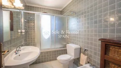 Villa in Lloret de Mar photo 22