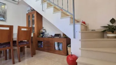 Terraced house on Calle Gotzone Mora photo 16