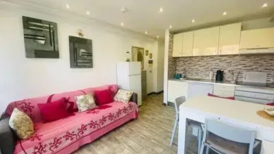Apartment on Noelia Afonso Cabrera Street photo 4