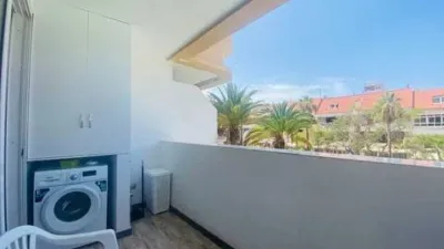 Apartment on Noelia Afonso Cabrera Street photo 5