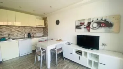 Apartment on Noelia Afonso Cabrera Street photo 7