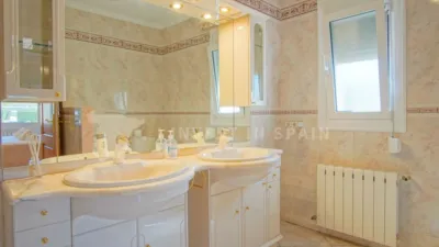 Villa in Cala Advocat-Baladrar photo 29