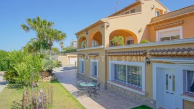 Villa in Cala Advocat-Baladrar photo 7