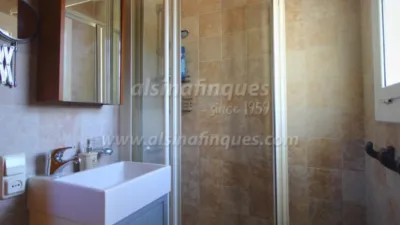 Chalet in Urbanitzacions del Nord photo 36