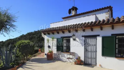 Chalet in Urbanitzacions del Nord photo 38