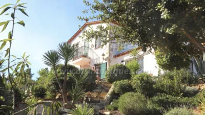 Chalet in Urbanitzacions del Nord photo 43