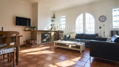 Chalet in Urbanitzacions del Nord photo 10