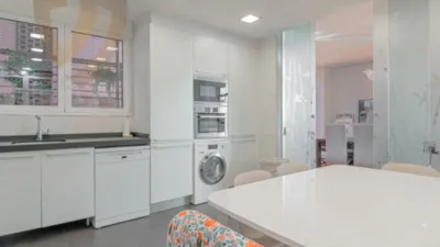 Apartment in Ensanches - Zabalguneak photo 12