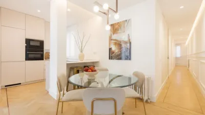 Apartment in the Salamanca District photo 6