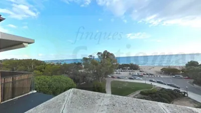 Penthouse at 37 Paseo S Joan Baptiste La Salle Street photo 17