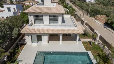 Villa in Cala Llombards photo 3