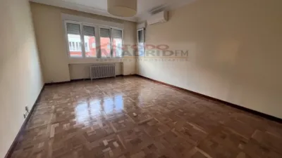 Piso en alquiler en Castilla - Imagen 2