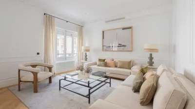 Apartment in the Salamanca District photo 3