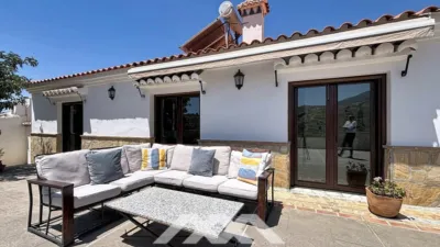 Chalet in Canillas de Aceituno photo 2