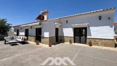 Chalet in Canillas de Aceituno photo 4