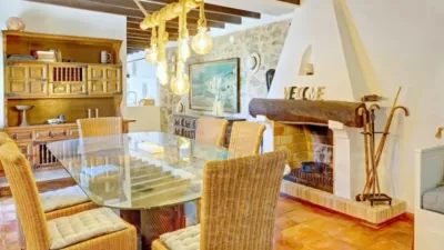 House in La Fustera photo 9