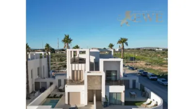 House in Las Lomas del Rame photo 3