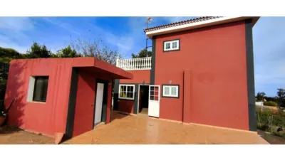 House in La Esperanza photo 5