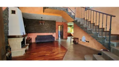 House in La Esperanza photo 10