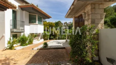 Villa in El Montgó photo 7