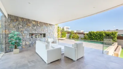 Villa in Golf Bahía Urbanization photo 9