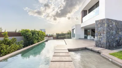 Villa in Golf Bahía Urbanization photo 35