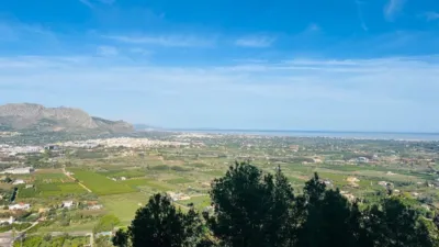 Terreno en venta en Pedreguer - Más