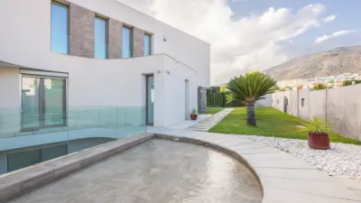 Villa in Golf Bahía Urbanization photo 30