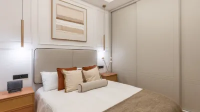 Apartment in Salamanca District photo 22